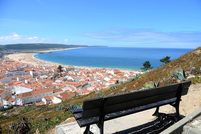Private Tour in Convertible/Car to Nazaré - Peniche - Óbidos - Exploring Peniche
