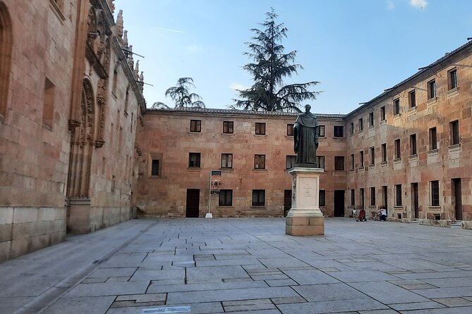 Private Tour in Salamanca University - Meeting and Pickup Details