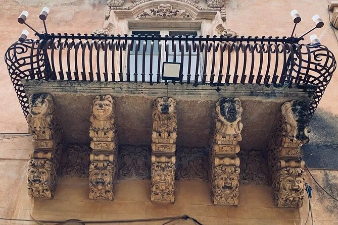 Private Tour of the Baroque Cities of Eastern Sicily - Customer Questions