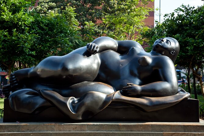 Private Tour: the Art of Botero - Cultural Experience Medellin -Antioquia Museum - Inclusions and Pricing