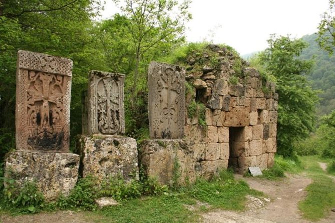 Private Tour to Dilijan (Goshavank, Parz (Crystal) Lake, Haghartsin) - Included Amenities