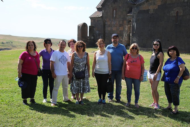 Private Tour to Oshakan, Karmravor, Hovhanavank, Saghmosavank Monasteries - Tour Details