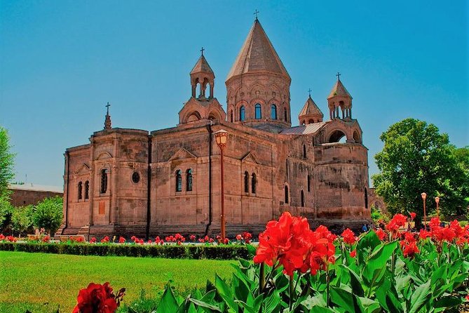 Private Tour to UNESCO Heritage Echmiadzin Churches, Zvartnots and Sardarapat - Accessibility and Features