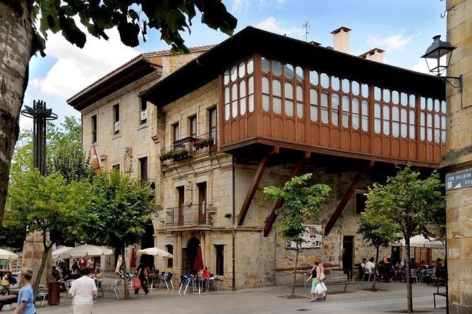 Private Tour Visiting Villages, Forests and Valleys in Biscay - Pickup and Meeting Details