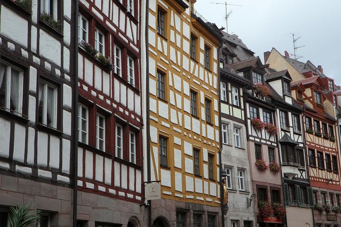 Private Transfer From Frankfurt to Nuremberg With 2h of Sightseeing - Vehicle and Amenities Provided