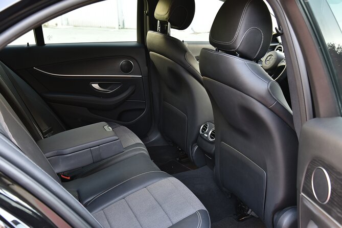 Private Transfer From Meteora/Kalambaka/Kastraki/Trikala to Athens-Pireaus-ATH - Driver and Assistance