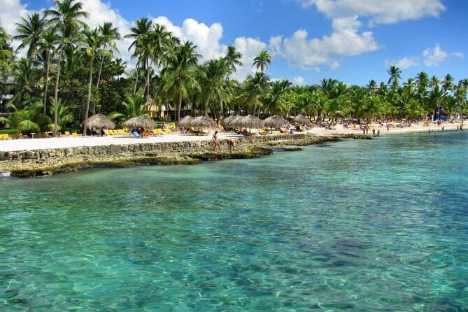 Private Transfer From Punta Cana Airport to Cap Cana, Cabeza De Toro and Bavaro - Pricing and Availability