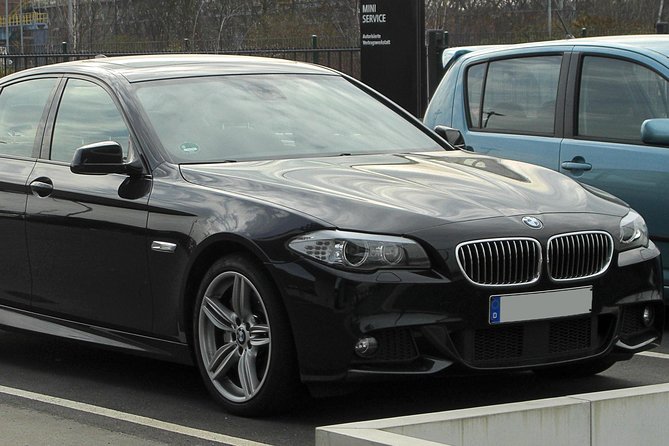 Private Transfer From Riga Airport To Riga City Center - Service Details