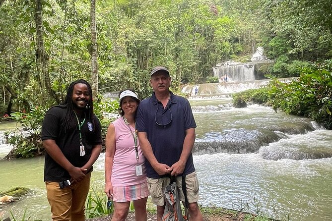 Private Transfer From Sangster Intl Airport to Negril Jamaica - Accessibility and Participation