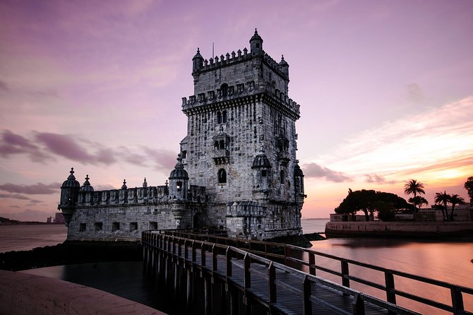 Private Transfer From Santiago De Compostela to Lisbon 2h Sightseeing - Optional Sightseeing Stops