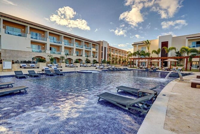 Private Transfer Punta Cana Airport To/From Hideaway by Royalton - Pickup and Drop-off Details