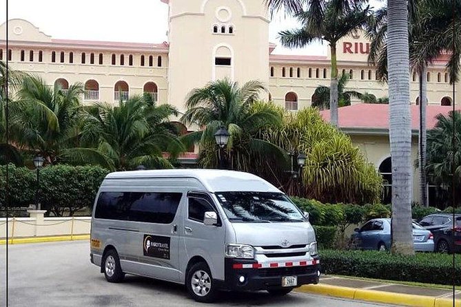Private Transport From Tamarindo to Liberia - Included Amenities