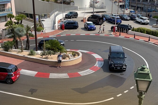 Private Transport in Van Nice/Cannes - Saint Tropez - Vehicle and Amenities