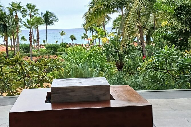 Private Transport to Airport, Hotel, Port in Nassau Bahamas - Pickup and Meeting Points