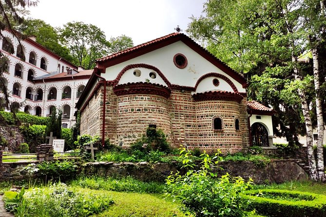 Private Vitosha Mountains Hiking With Black Peak & Dragalevtsi Monastery - Scenic Views and Highlights