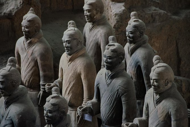 Private Xian Highlight Tour: 6 Hours Terracotta Warriors and Local Snack - Local Snack Experience