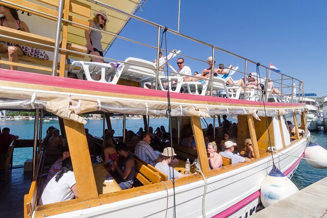 Rent a Boat! (Group Option - Half Day) - Meeting and End Points