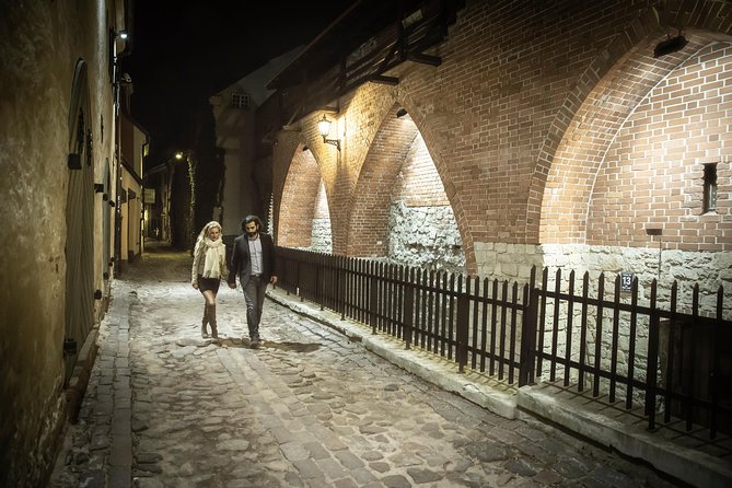 Riga at Night Photoshoot Tour - Tour Duration and Meeting Point