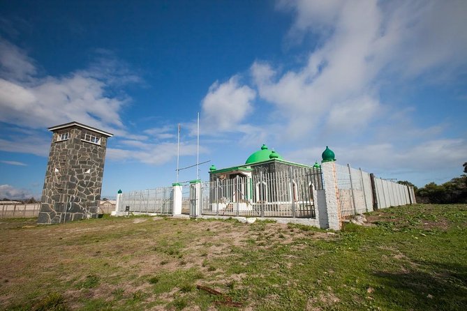 Robben Island With Tickets & Iconic Table Mountain Full Day Tour - Pickup and Logistics