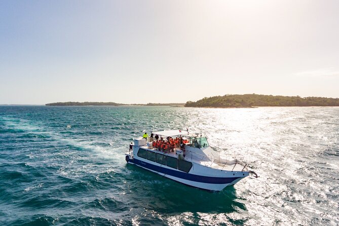Round Trip High Speed Ferry to Contadora Island - Inclusions and Services