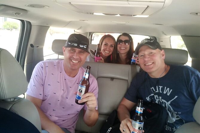 ROUND TRIP PRIVATE TRANSFER CAR to Cabo Area Resorts up 5 Pax - Inclusions and Exclusions