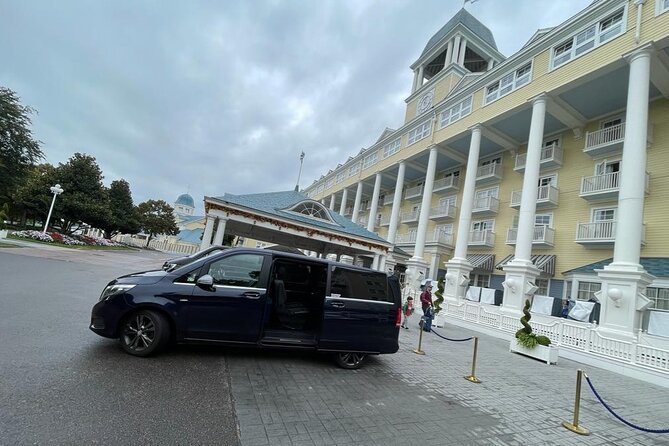Round Trip Transfer Between Disneyland and the Airport - Meeting and Pickup Details