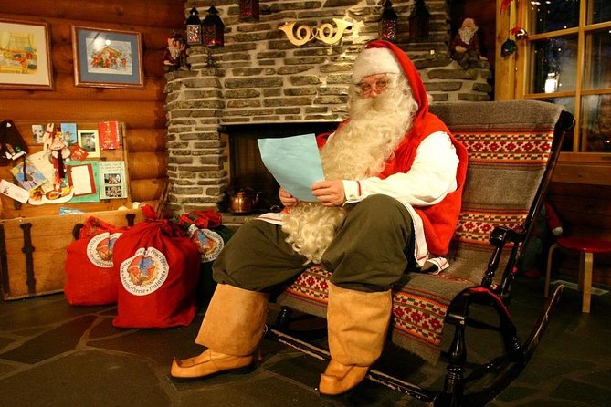 Rovaniemi Guided Tour and Santa Claus Village - Exploring Santa Claus Village