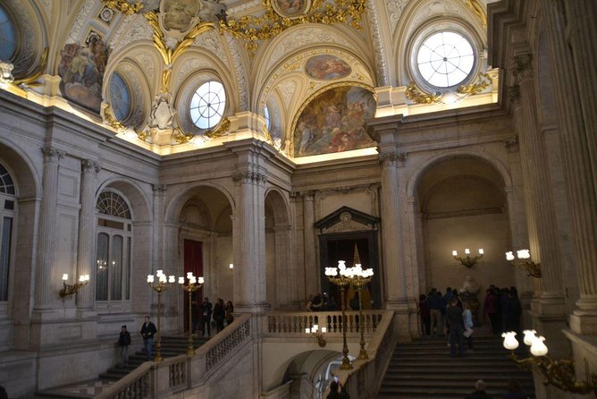Royal Palace of Madrid 1.5-Hour Guided Tour Optional Prado Museum Combo - Customer Ratings