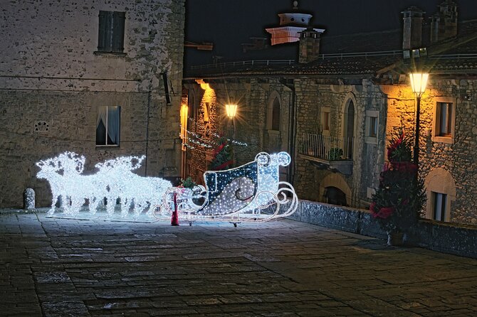 San Marino's Starlit Stroll: A Christmas Walking Tour - Highlights of the Experience