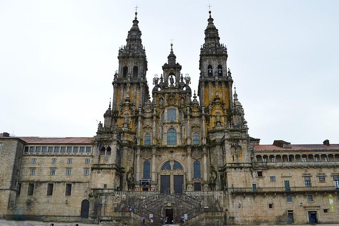 Santiago De Compostela & Viana Do Castelo From Porto - Highlights Covered