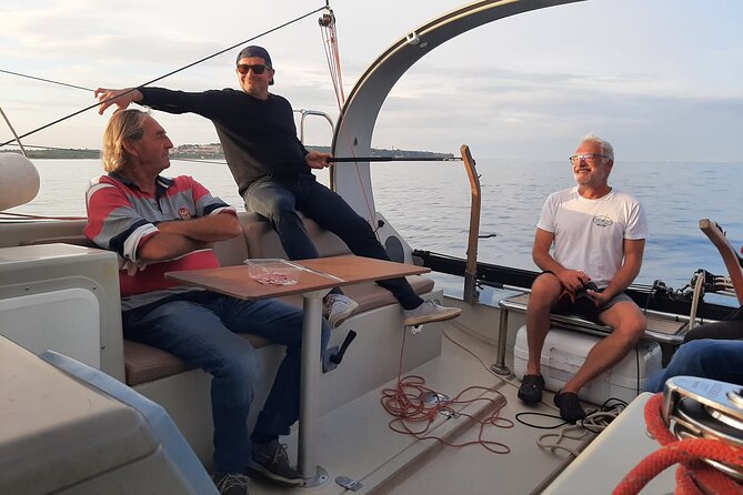 Sea Trip in a Fast and Comfortable Sailboat in Leucate: Privatization 1/2d - Inclusions and Amenities
