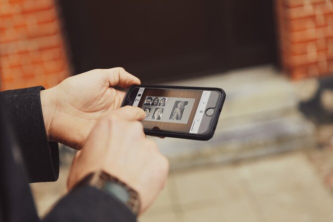 Self-Guided Audio Walking Tour Review - Navigating the Tour