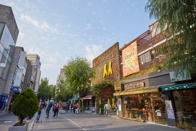 Seoul: Full-Day Royal Palace and Shopping Tour - Transportation Details
