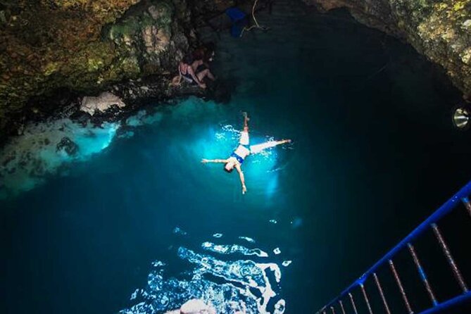 Seven Mile Beach, Blue Hole Mineral Spring, Beach Tubing - Location Overview