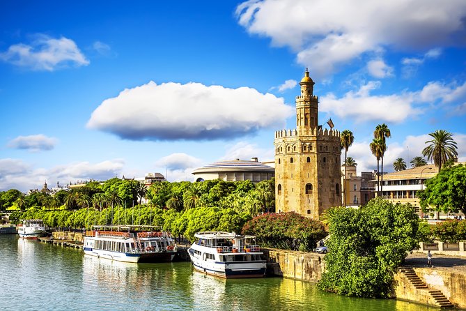 Seville: Cathedral & Giralda Guided Tour With Tickets - Inclusions and Policies