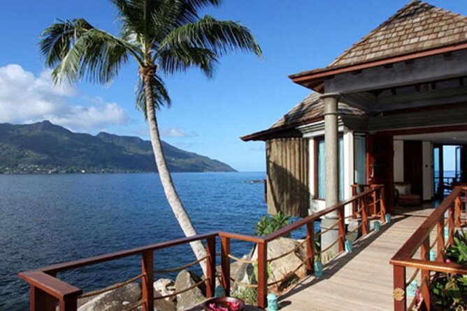 Seychelles Airport Private Round-Trip Transfers - Pickup and Drop-off