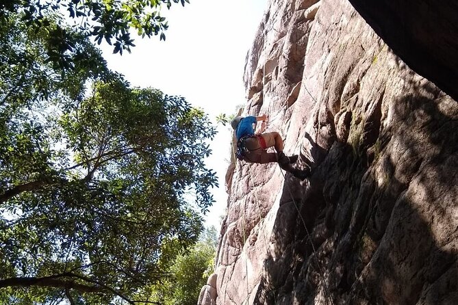 Sintra Climbing Tour and Visit to Castelo Dos Mouros - Inclusions