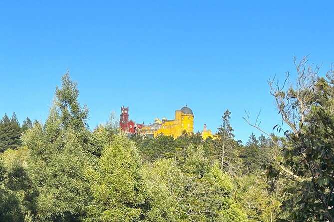 Sintra Village & Beaches Renault 4L Tour (3h) - Customer Reviews