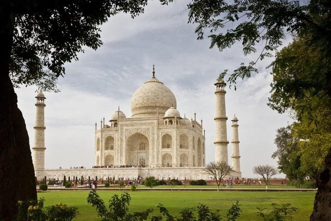 Skip The Queue - Entrance Ticket of Taj Mahal - Ticket Collection Process