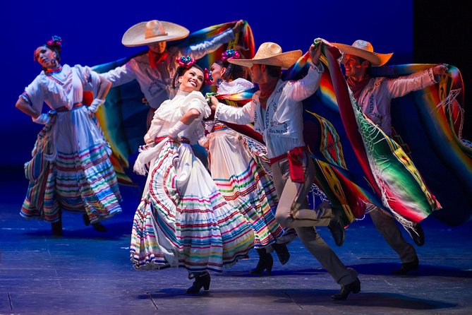 Small Group: Discover the Folkloric Ballet of Mexico - Group Size and Logistics