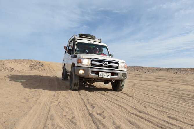 Small Group Full Day Hurghada Experience With BBQ and Show - Pick-Up and Transfer Details