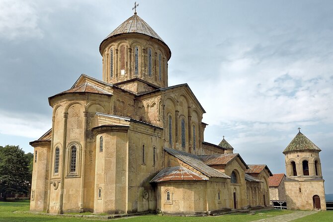 Small Group Tour to Kutaisi Monasteries: Gelati, Motsameta and Bagrati. - Monastery Visits