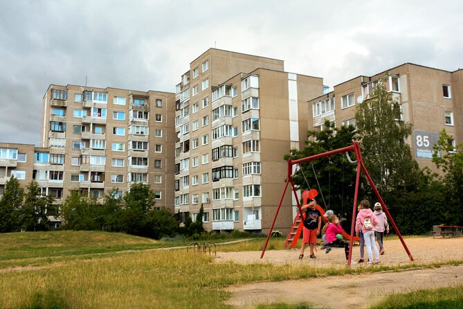 Soviet Times in Vilnius - Private Walking Tour With Lunch - Landmarks Showcasing Soviet History