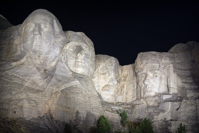 Stars & Stripes: Mount Rushmore Night Ceremony - Inclusions and Exclusions