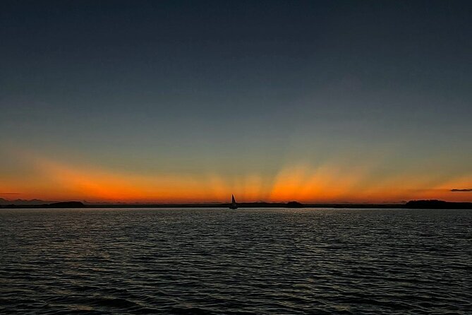 Sunrise on Paddleboard With Breakfast in the Lagoon of 7 Colors - Meeting Information