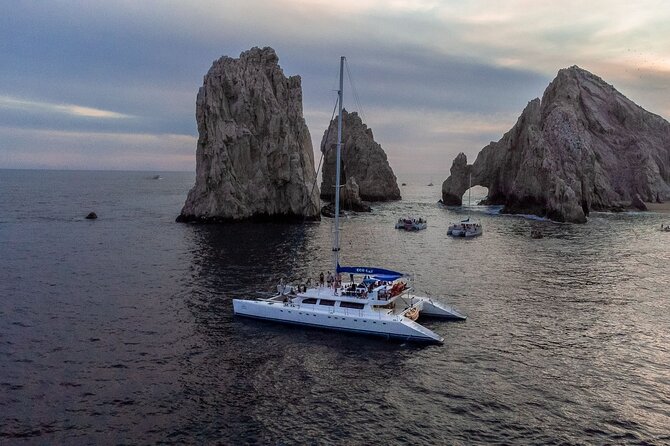 Sunset Cruise Sailing Catamaran in San Lucas - Experience and Atmosphere