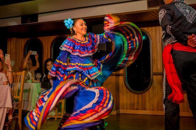 Sunset Premier Dinner Cruise With Show, DJ and Live Music - Sample Menu