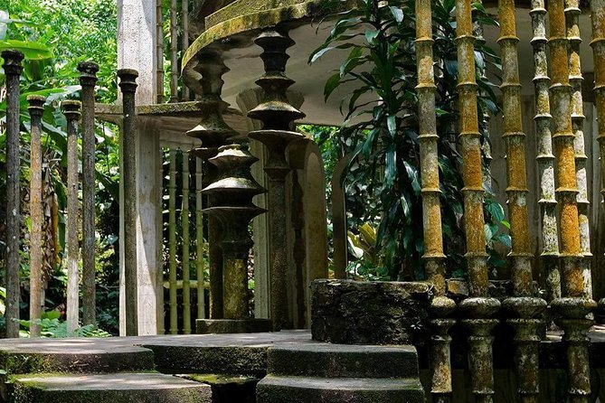 Surrealist Garden of Edward James, Castle of Health and Xilitla Nativity - Inclusions