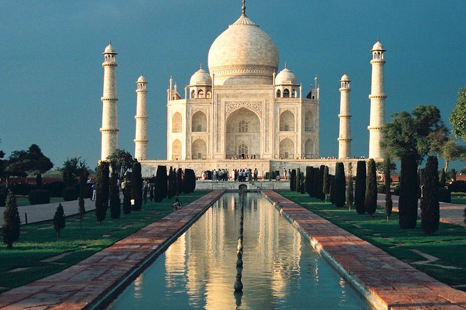 Taj Mahal and Agra Overnight Tour From Goa With Return Flights - Itinerary Highlights