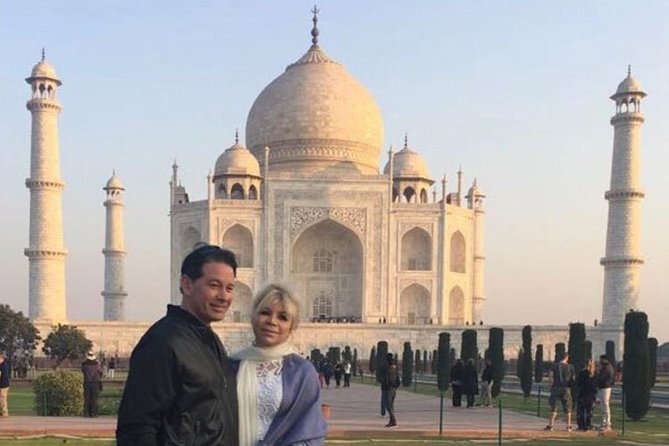 Taj Mahal Tour From Delhi By Private Car - Itinerary Highlights